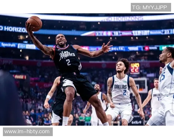 莱昂纳德季前赛上半场狂砍五记三分球平上赛季单场最佳表现